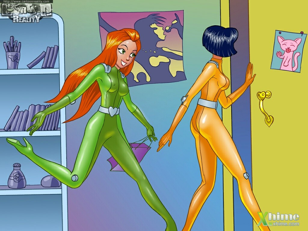 Totally Spies page 8 full