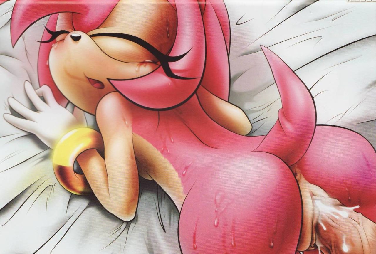 The girls from Sonic The Hedgehog page 7 full
