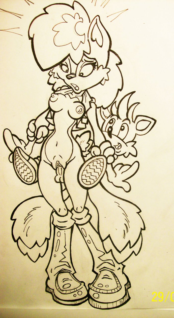 Artist: SallyHot & Blazeymix page 10 full