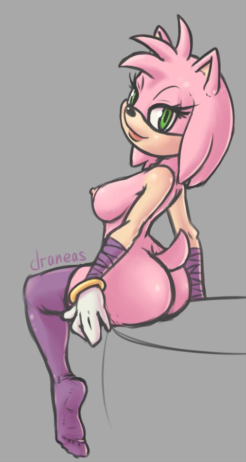 Amy Rose page 3 full